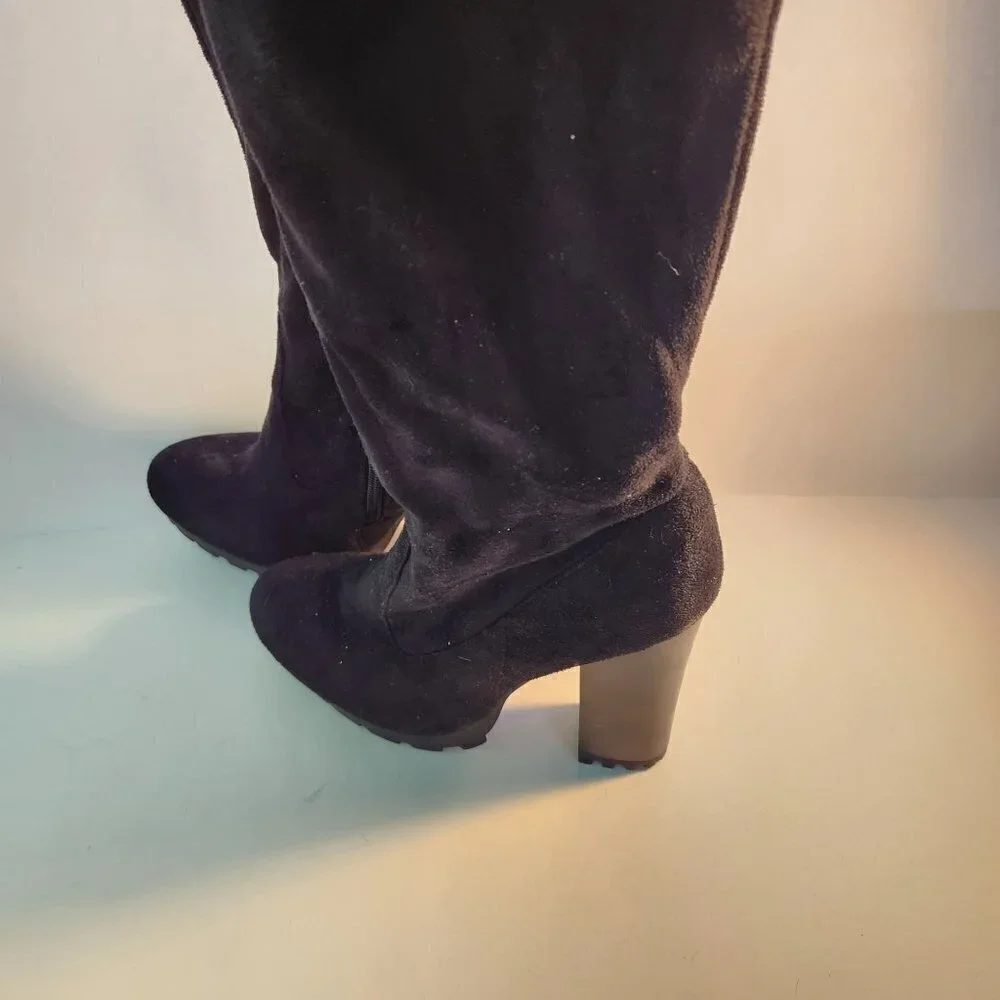 Bamboo Gaby Black Faux Suede Thigh High Lug Sole Boots Size 9